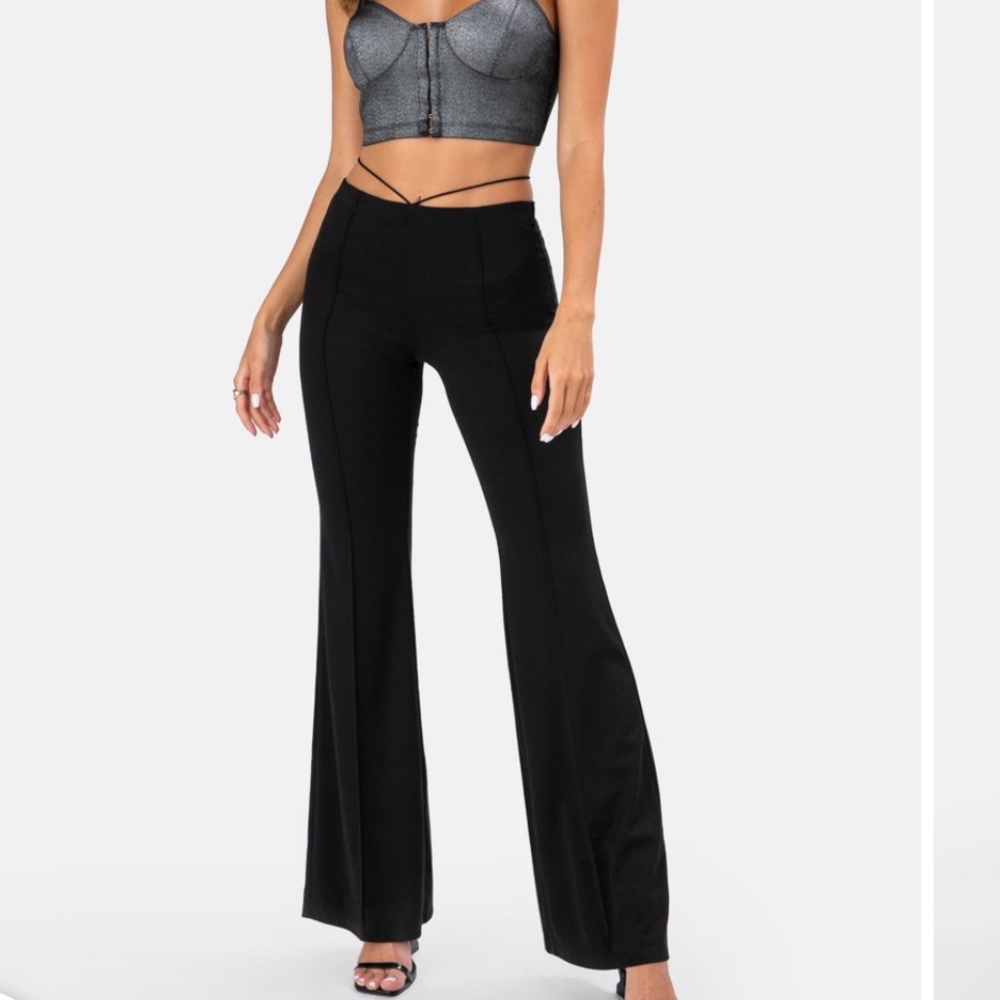 Adika Bono Flared Leggings Waist Detailed